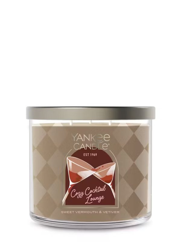 Cozy Cocktail Lounge